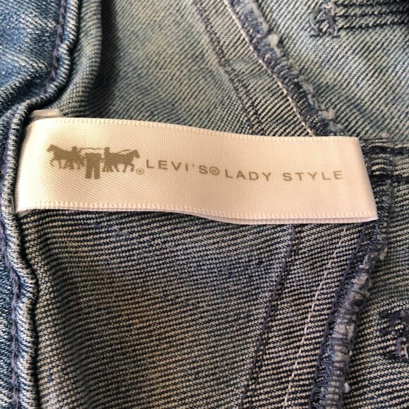 Levi's Lady Style Light Wash Denim Jeans 27 - Picture 5 of 10